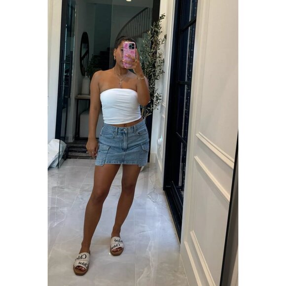 ARITZIA Denim Forum The '90s Cargo Mini Denim Skirt in Wash 7 Yrs Bleu Taboo - Picture 1 of 12